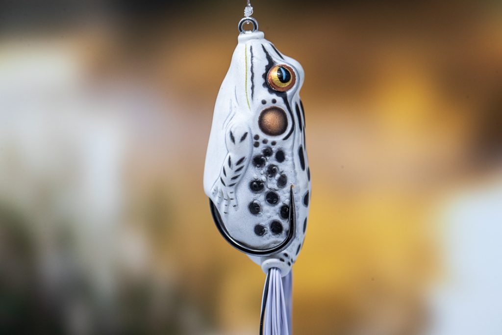 how to fish topwater frog lures for bass fishing