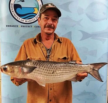 News Briefs: Gautier man sets new state fishing record