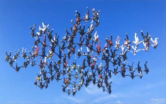 200 Skydivers, 10 Planes, One World Record: Second ‘Vertical Jump’ Takes Stab at History