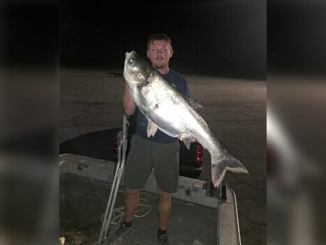 Bowfisherman Breaks Oklahoma Silver Carp Record